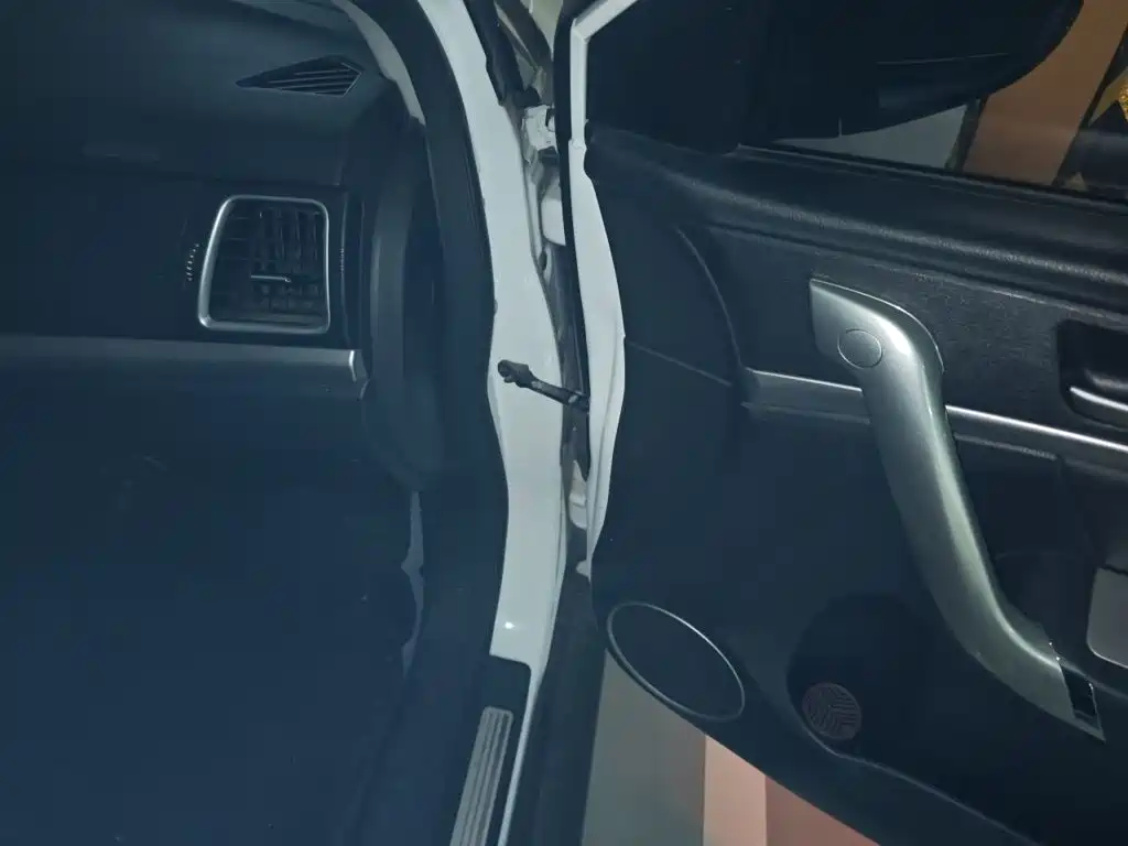 Фото 21 - Haval H6