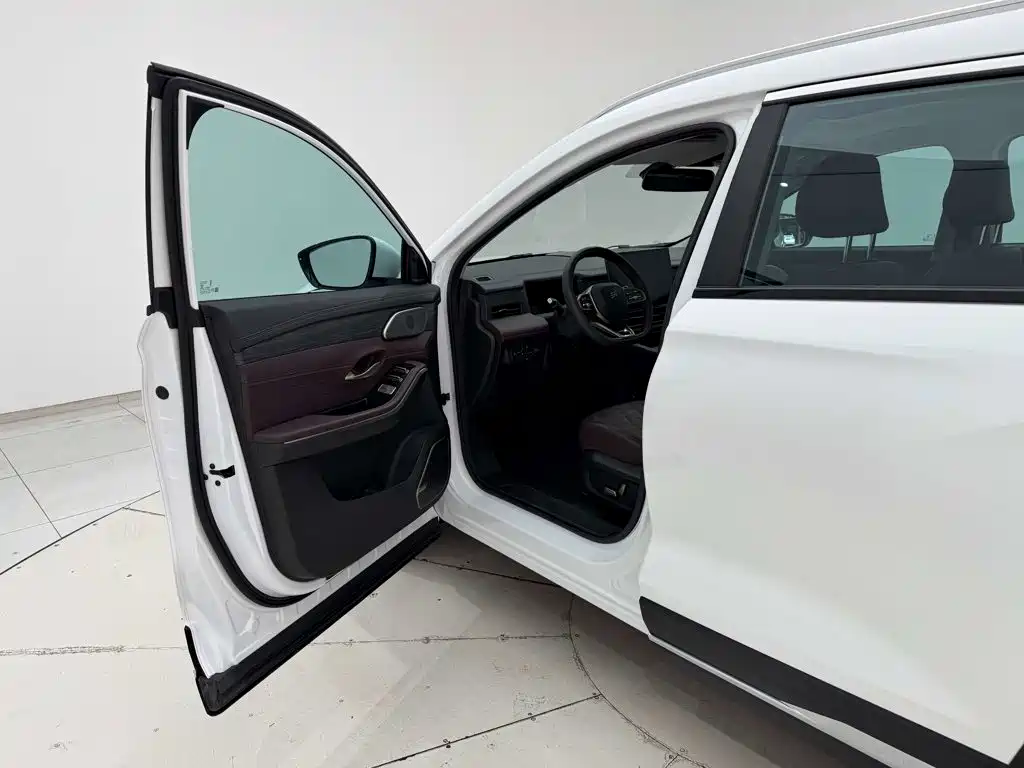 Jetour X90 PRO 2025 2024 1.6T DCT Luxury 5-Seater
