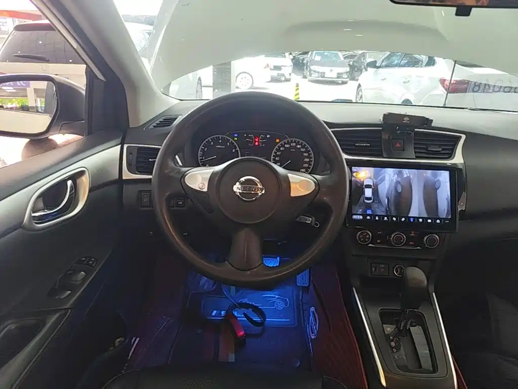 Nissan SYLPHY, миниатюра 11