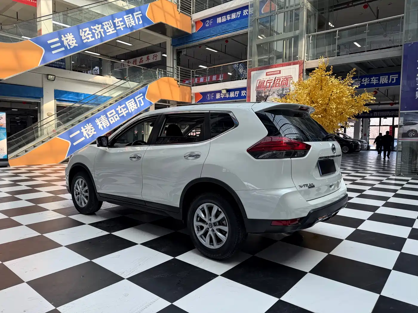 Nissan X-Trail, миниатюра 7