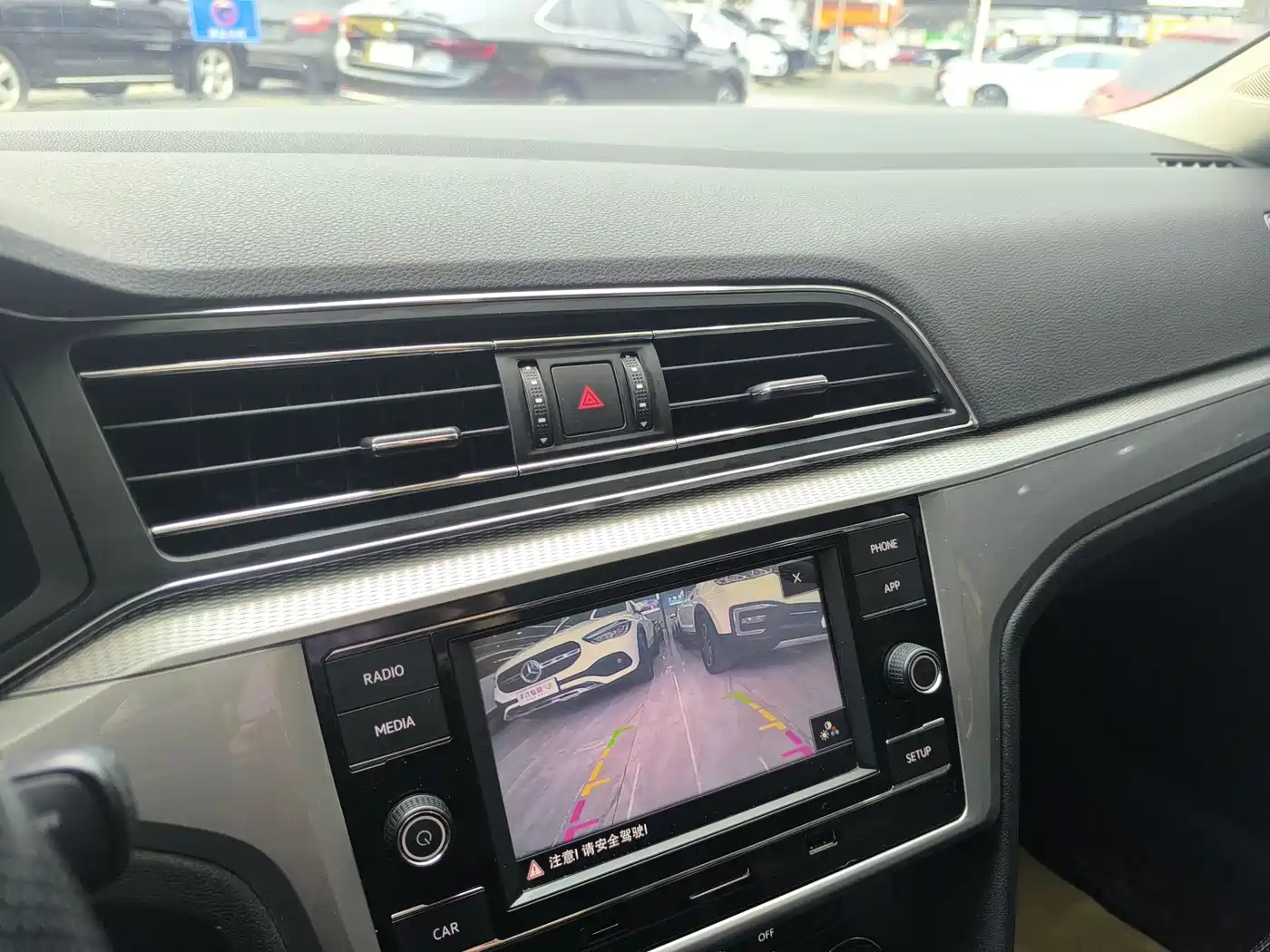 Volkswagen Lamando 2019 230TSI DSG Fashion Edition China VI фото 12