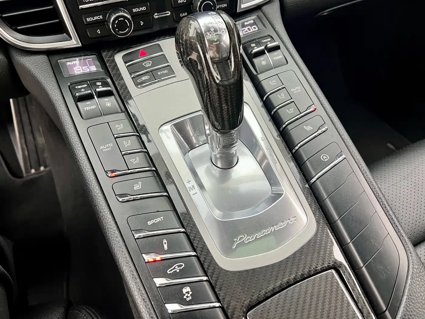 Porsche Panamera 2014 Panamera 3.0T фото 14