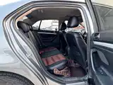 Photo 11 - Volkswagen Sagitar