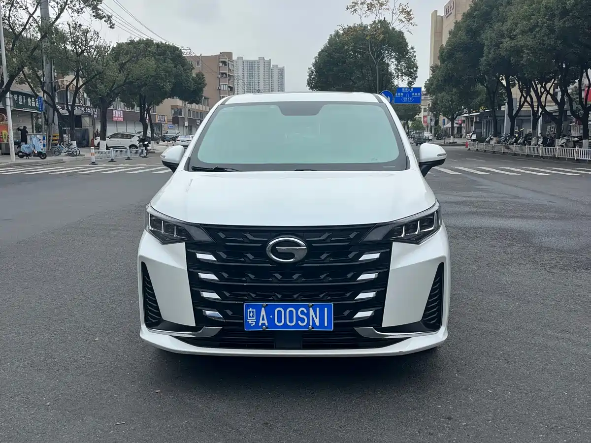 GAC TRUMPCHI M6