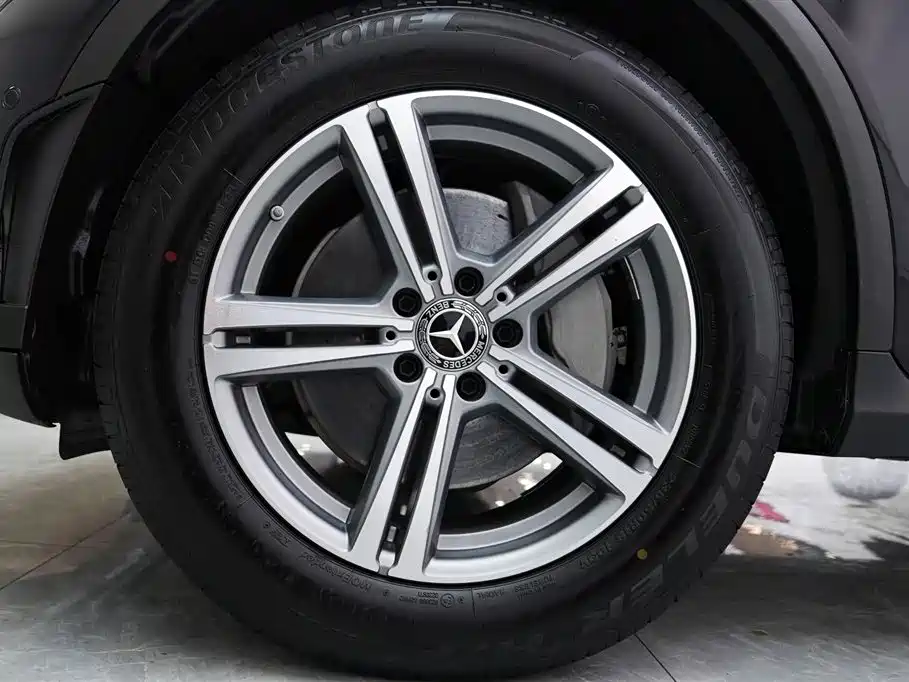 Mercedes-Benz GLC 2020 GLC 260 L 4MATIC Luxury фото 4