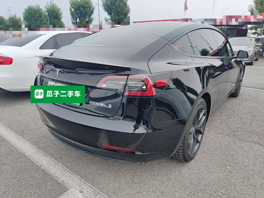 Фото 7 - Tesla Model 3
