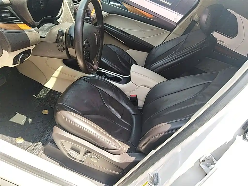 Lincoln MKC 2016 2016 2.0T 2WD Luxury