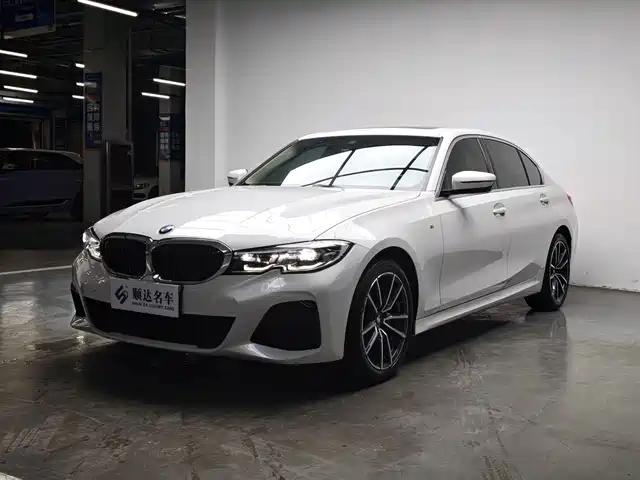 BMW 3 Series 2021