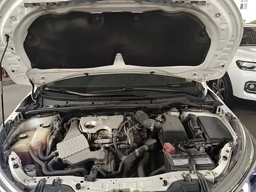 Toyota Corolla 2017 Facelift 1.2T S-CVT GL фото 20
