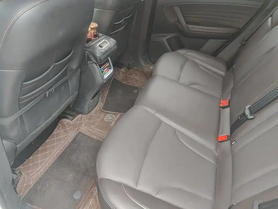 Changan CS35 PLUS 2019 2019 1.6L Automatic Smooth Connect Edition