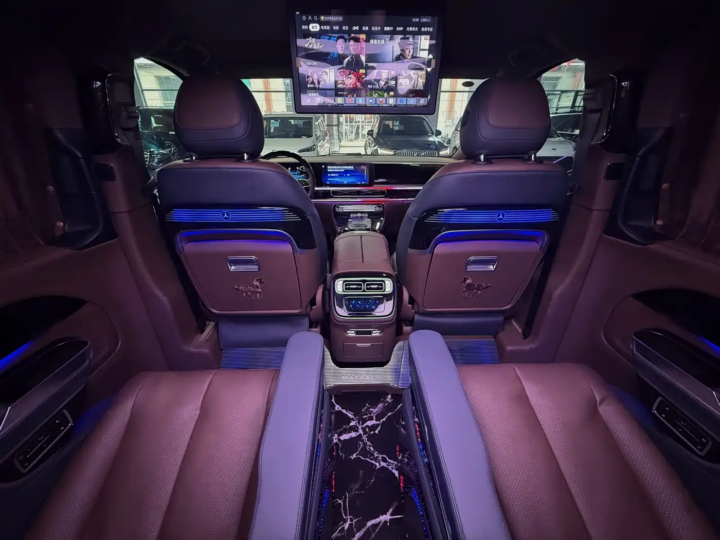 Mercedes-Benz Vito 2024 2.0T Business 7-Seater фото 13