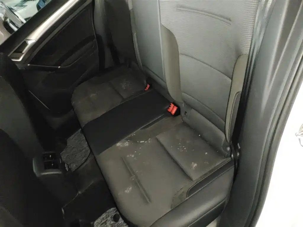 Volkswagen Golf 2019 280TSI DSG Comfort (China V) фото 17