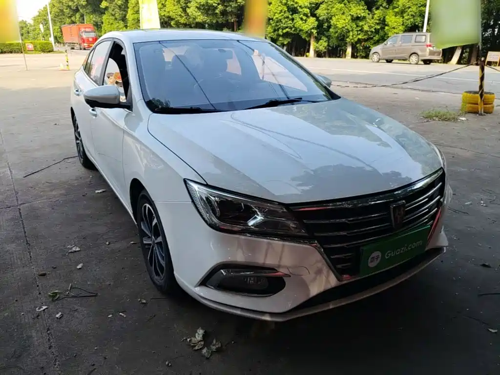 Фото 4 - Roewe i5