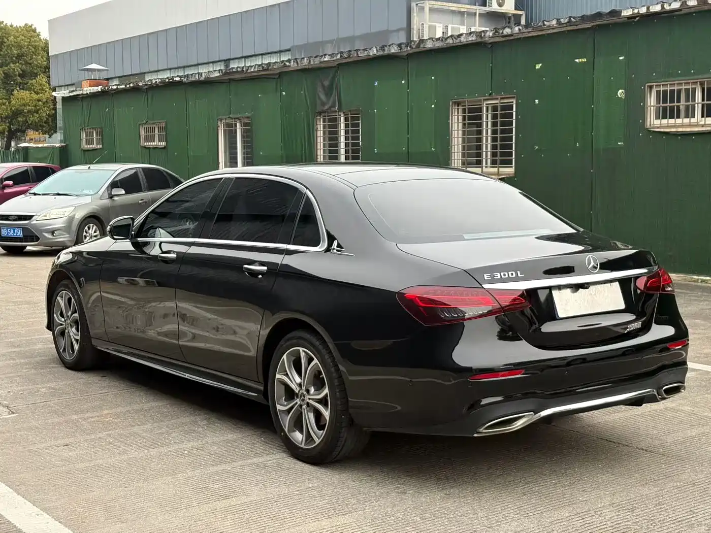  E CLASS