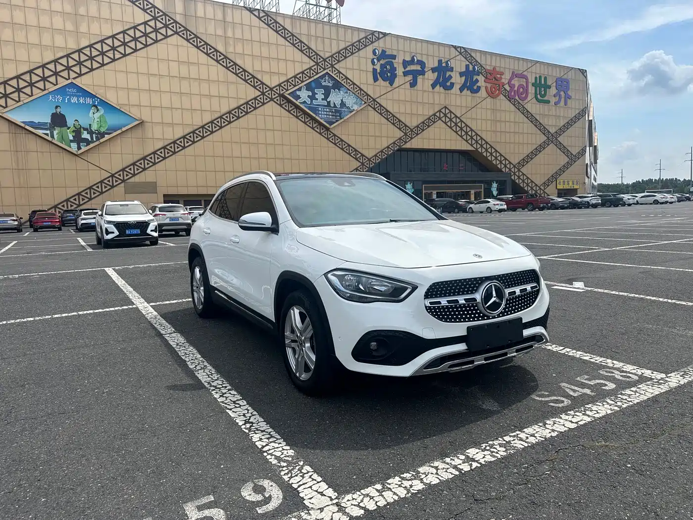 Фото 3 - Mercedes-Benz GLA