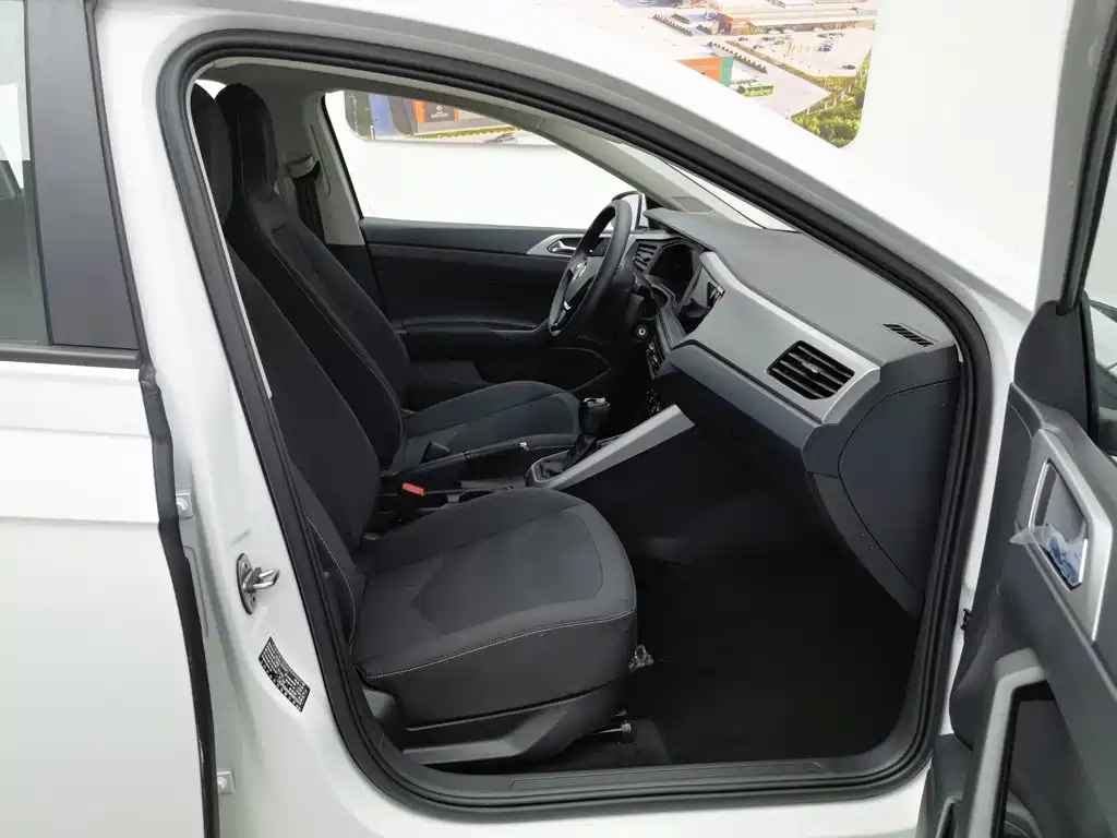 صورة 23 - Volkswagen Polo