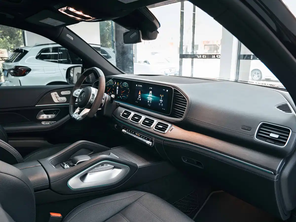 Mercedes-Benz GLS 2018 Facelift GLS 500 4MATIC фото 18