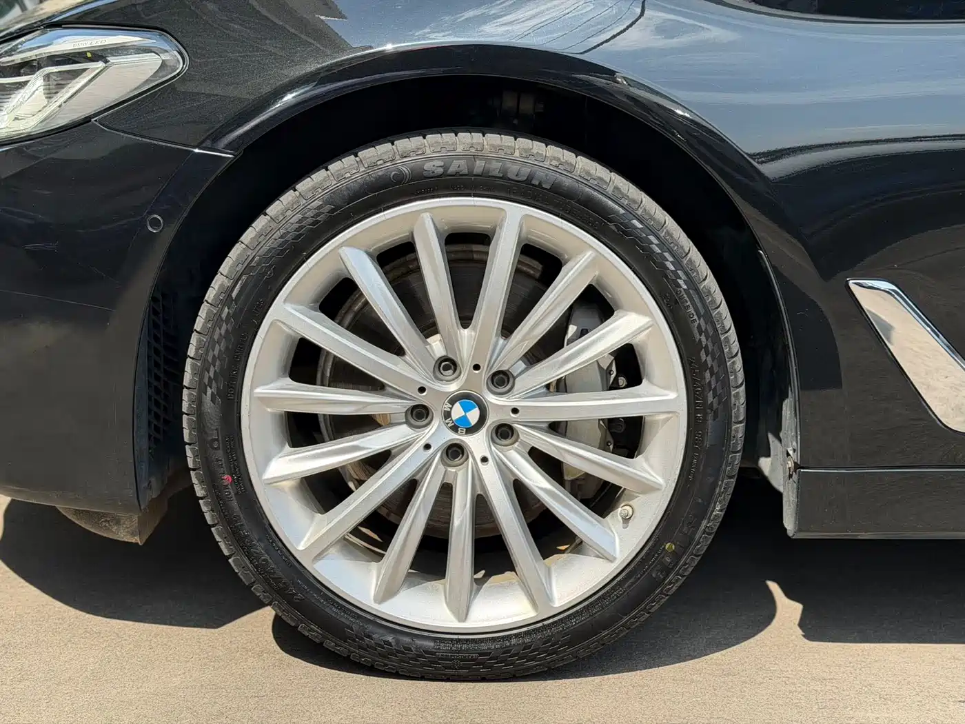 BMW 5 Series 2021 530Li Premium Luxury Package фото 5