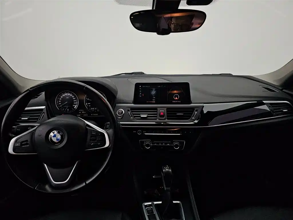 BMW 1 Series 2019 118i Fashion Edition фото 14