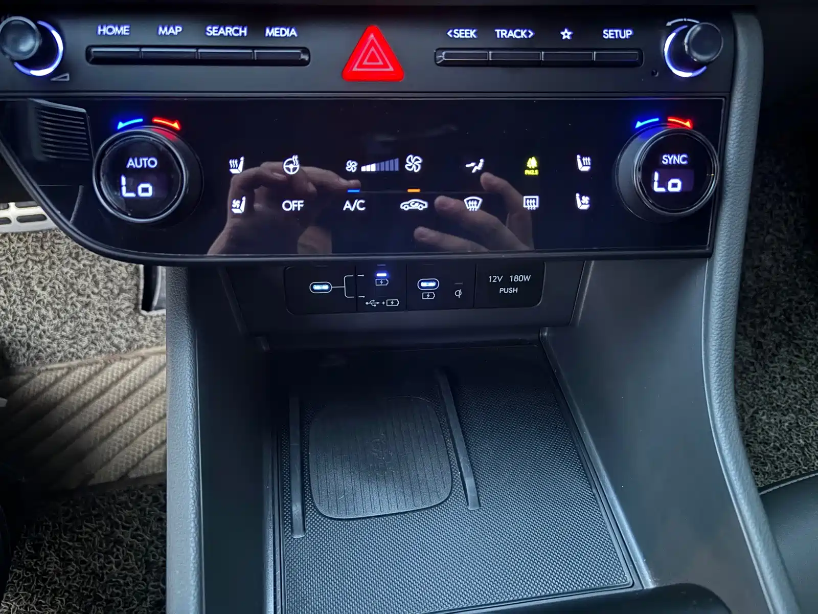 Фото 43 - Hyundai Sonata