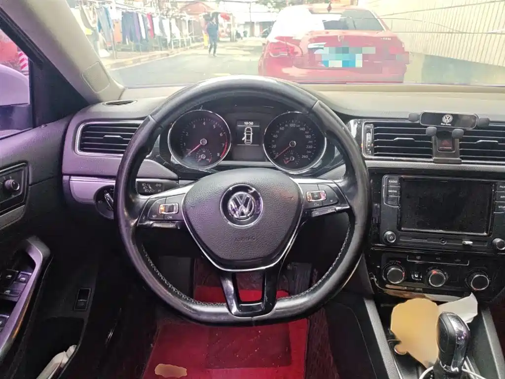 Volkswagen Sagitar 2018 280TSI DSG Spark Edition фото 3