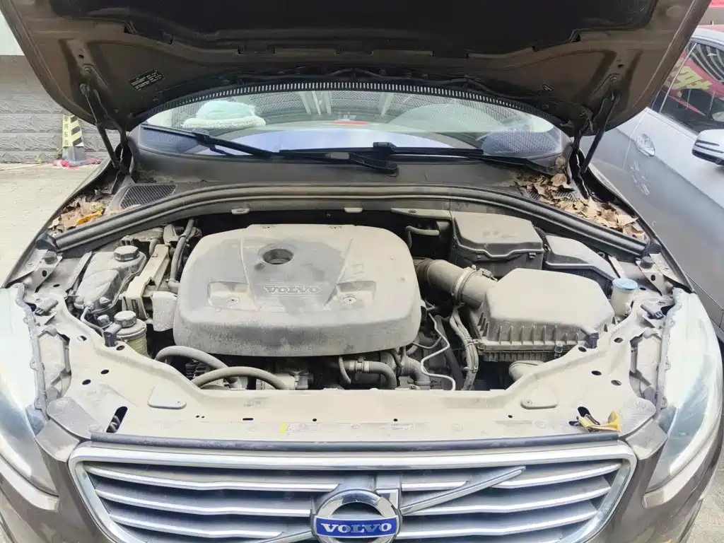Photo 3 - Volvo XC60