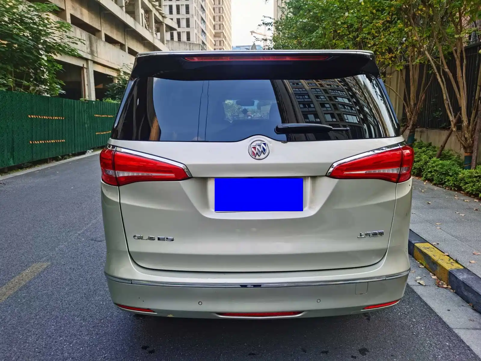 Фото 9 - Buick GL8