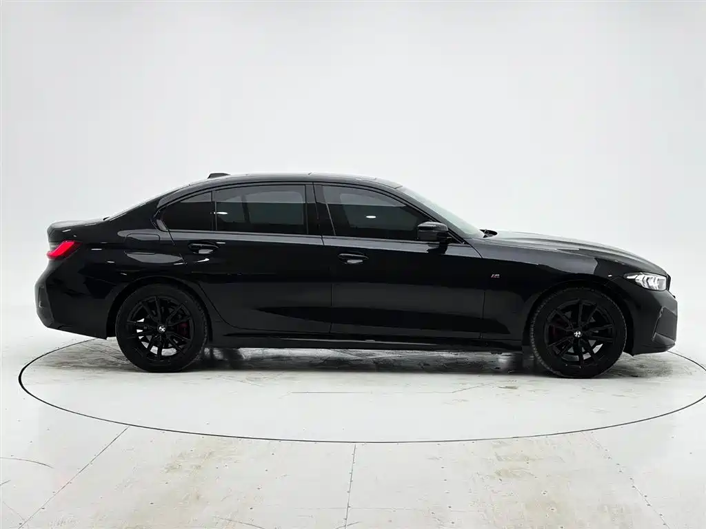 BMW 3 Series 2023 320Li M Sport Package фото 9