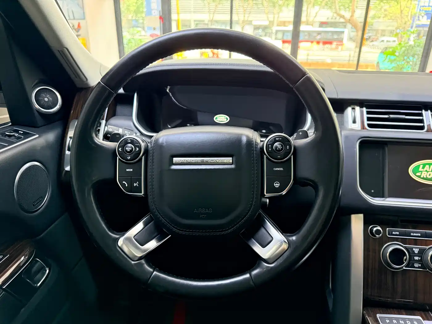 Land Rover Range Rover 2014 3.0 SC V6 Vogue фото 13