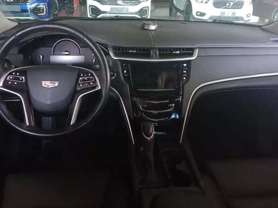 Cadillac XTS 2019 2018 28T Technology