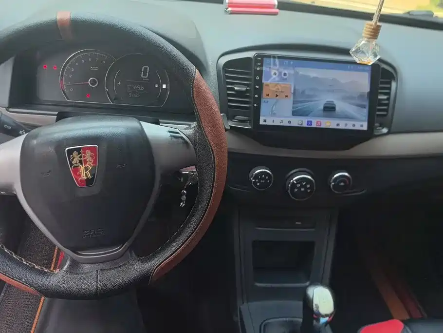 Roewe 350 2016 2015 Model 1.5L Manual Luxury Sunroof Edition