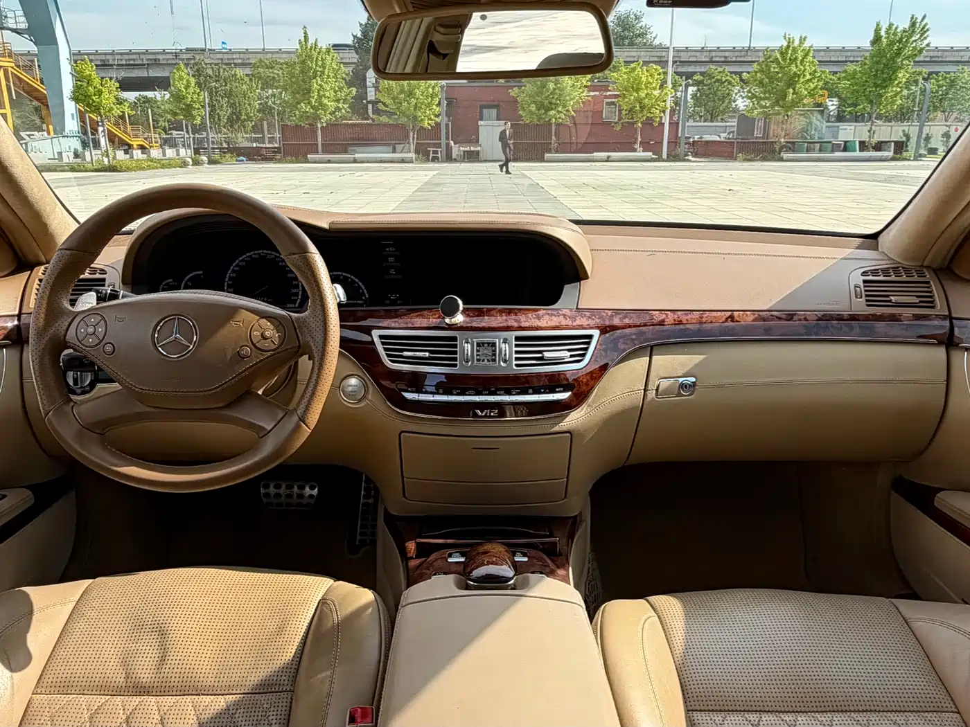 Mercedes-Benz S-Class AMG 2010 AMG S 65 фото 8