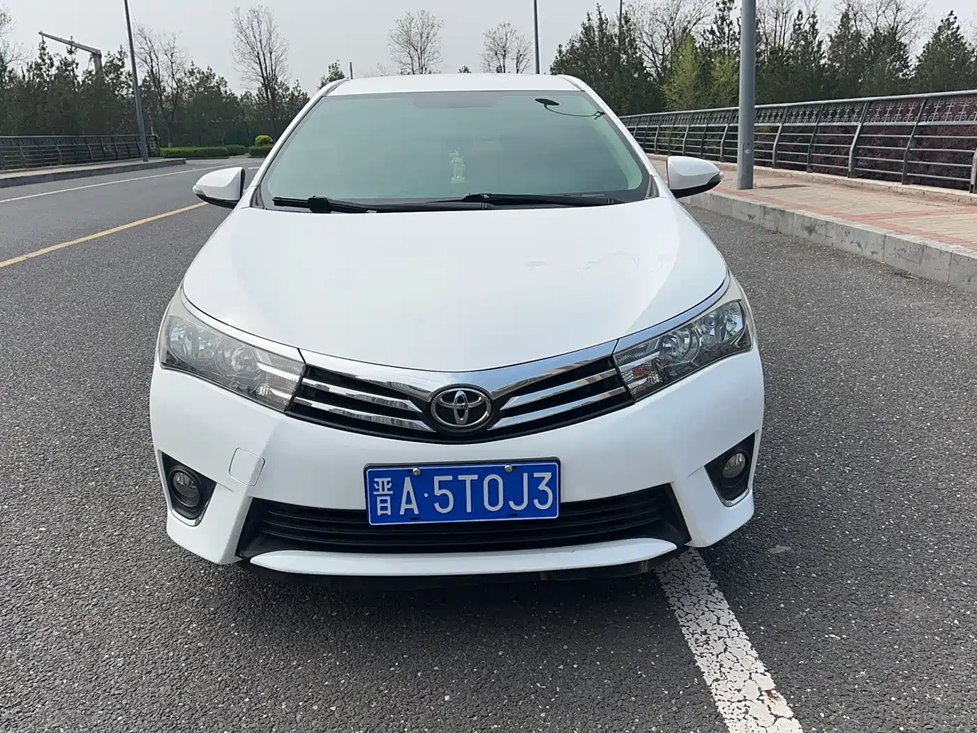 Toyota Corolla 2014 1.6L CVT GL фото 4