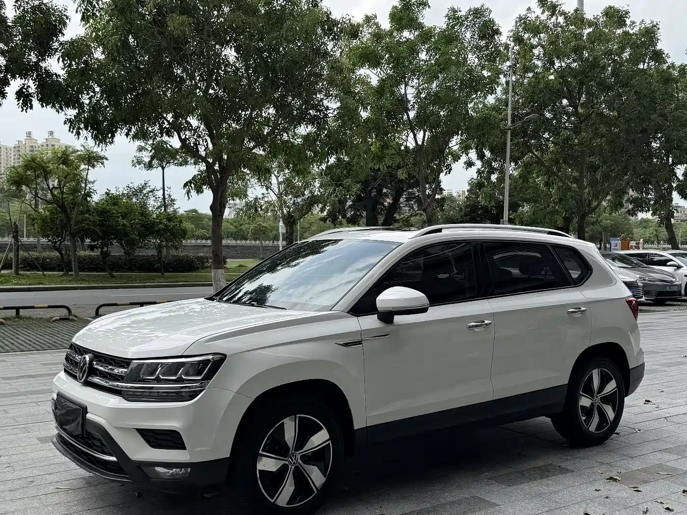 Volkswagen Tharu 2021 Model 280TSI 2WD Comfort Edition