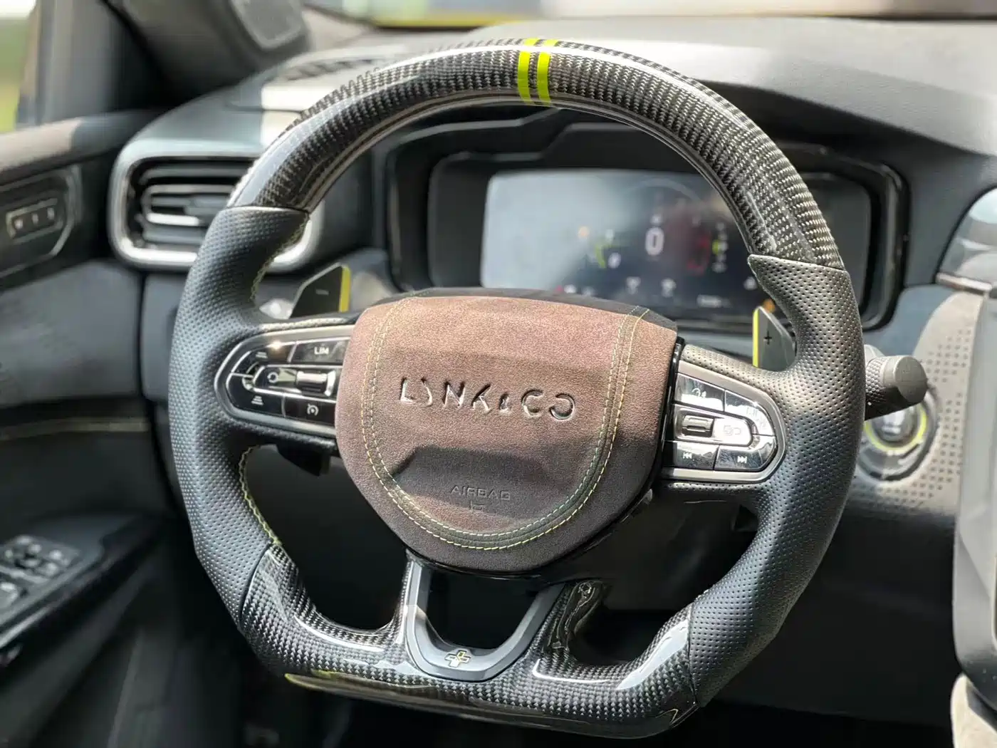 Lynk & Co 03 2020 03+ 2.0TD Auto Wind Master Edition фото 10