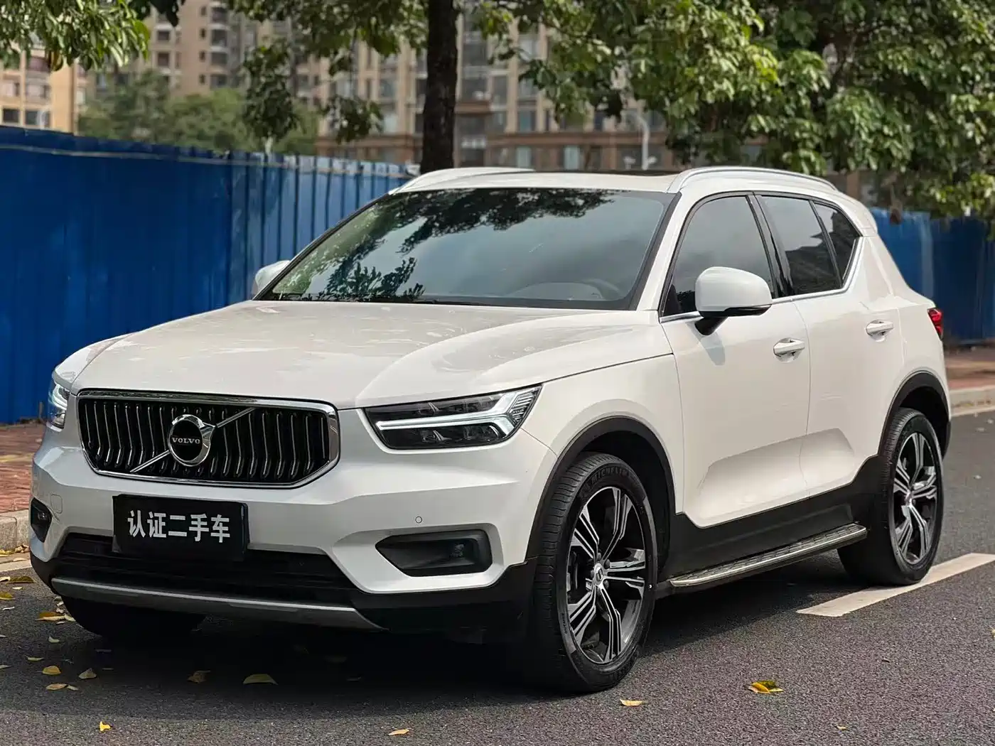 Фото 1 - Volvo XC40