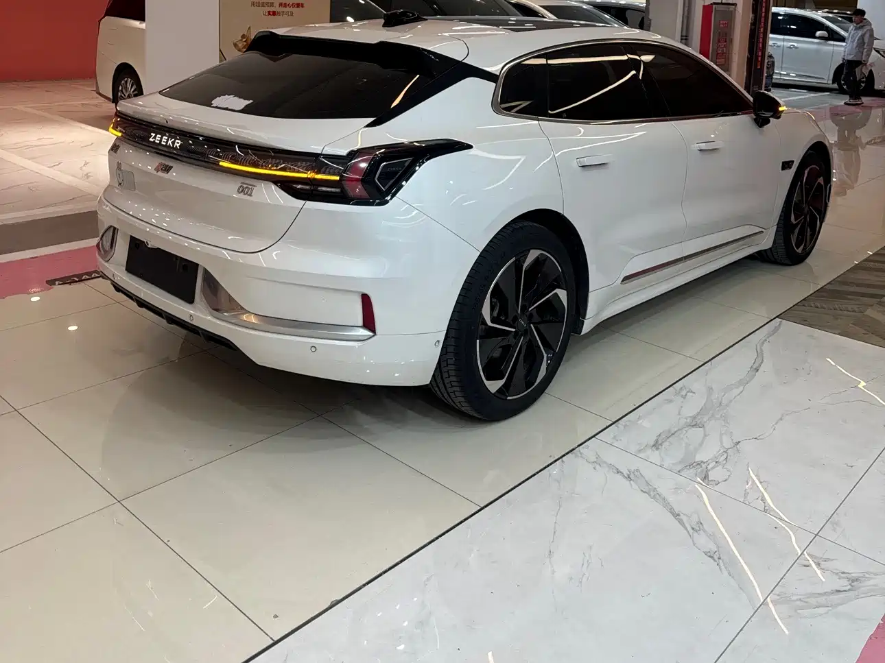 ZEEKR EXTREME KRYPTON 001