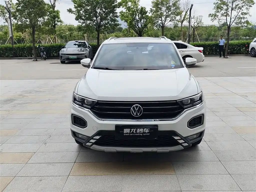 VOLKSWAGEN T ROC EXPLORING SONGS