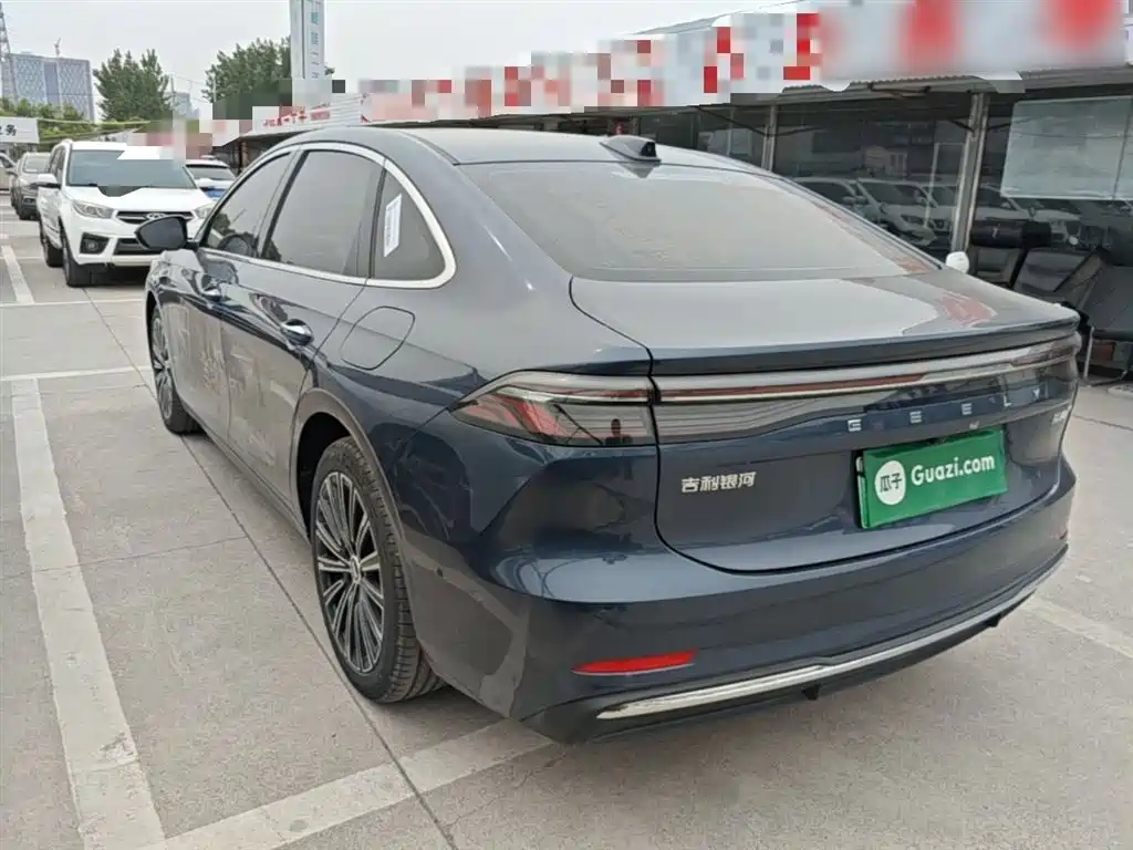 Geely Galaxy Galaxy A7 2025 EM-i фото 5