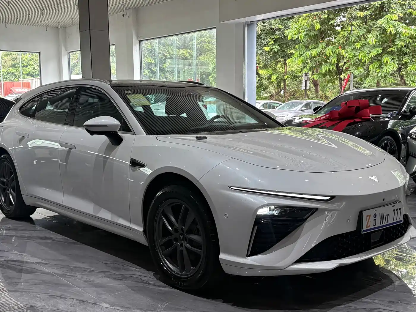 Nezha Auto Nezha S Shooting Brake 2026 2024 Model Range Extender 300 Standard