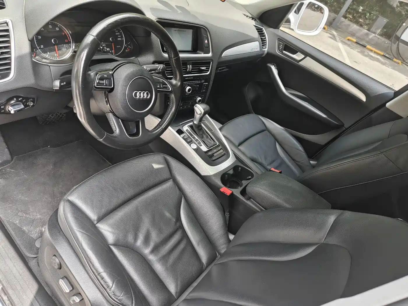 Audi Q5 2017 40 TFSI Technology фото 8