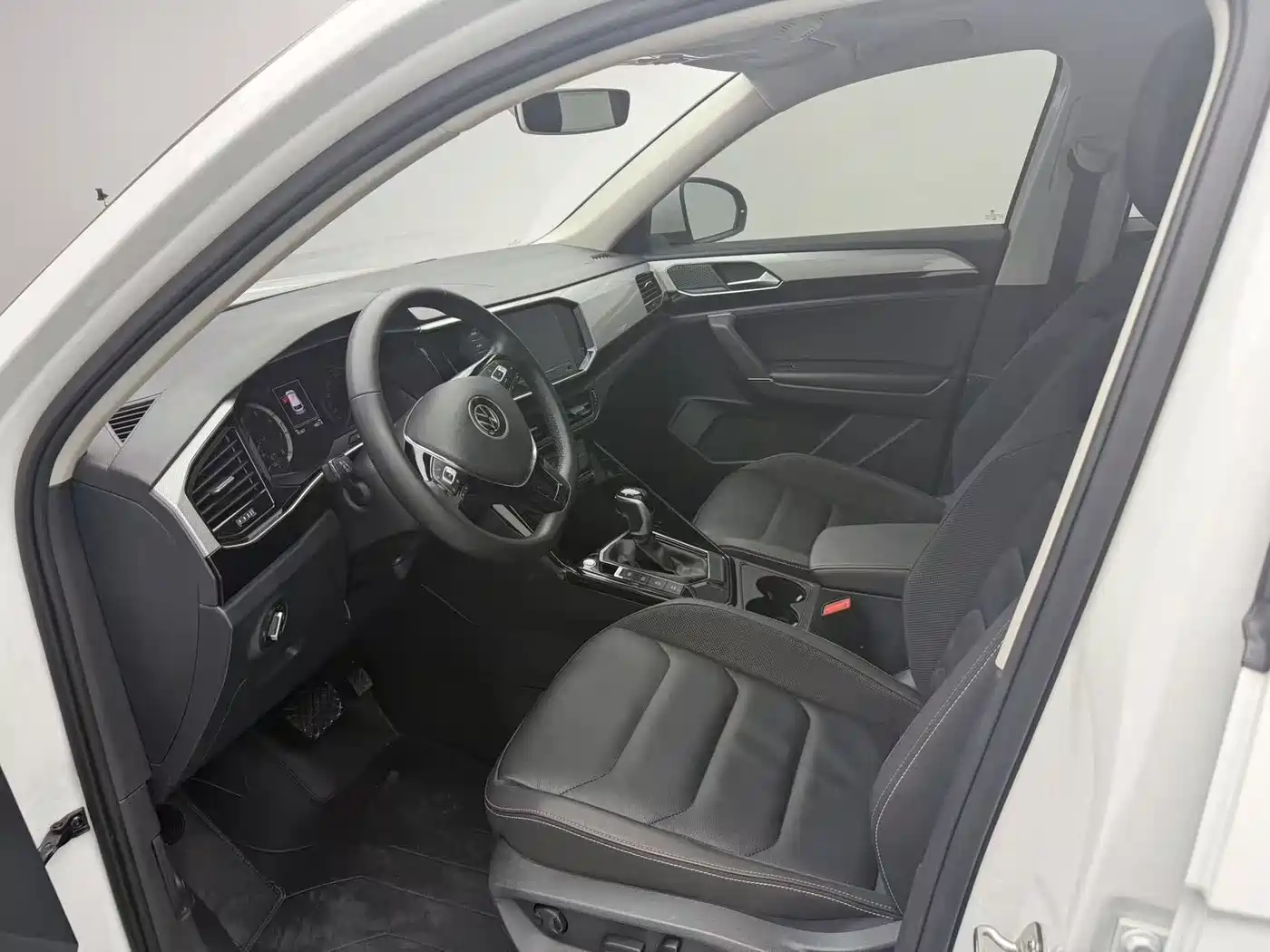 Volkswagen Tayron 2021 280TSI 2WD Luxury Smart Connect фото 23