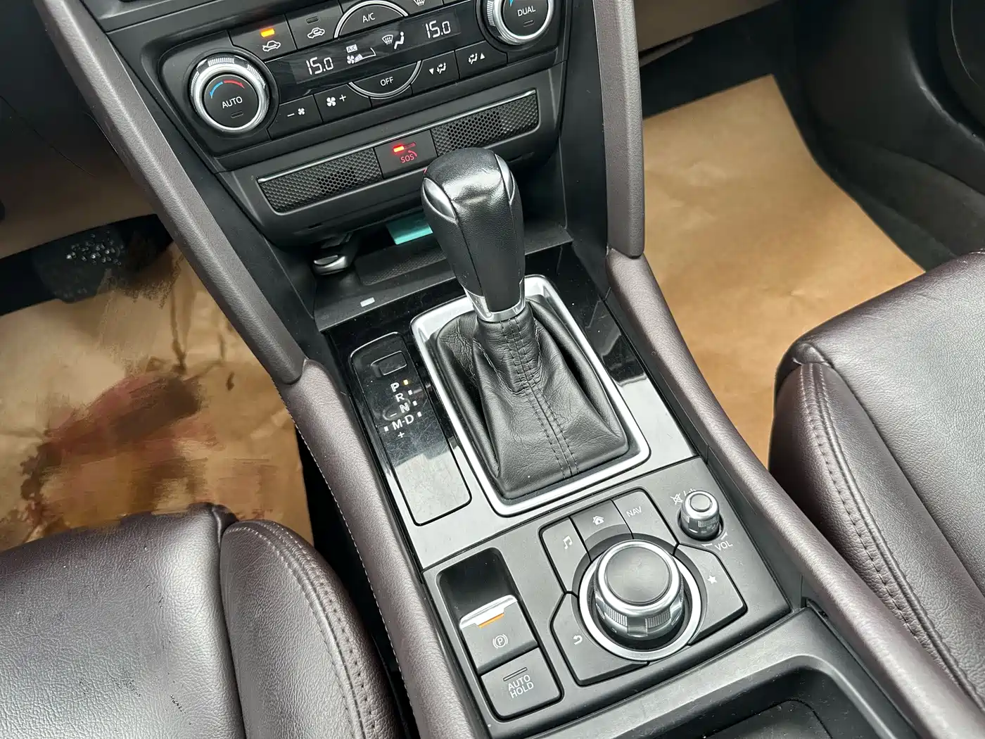 Photo 24 - Mazda CX-4