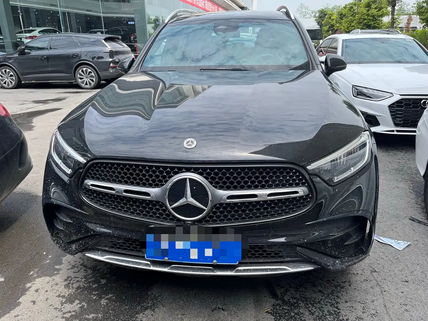 MERCEDES-BENZ GLC