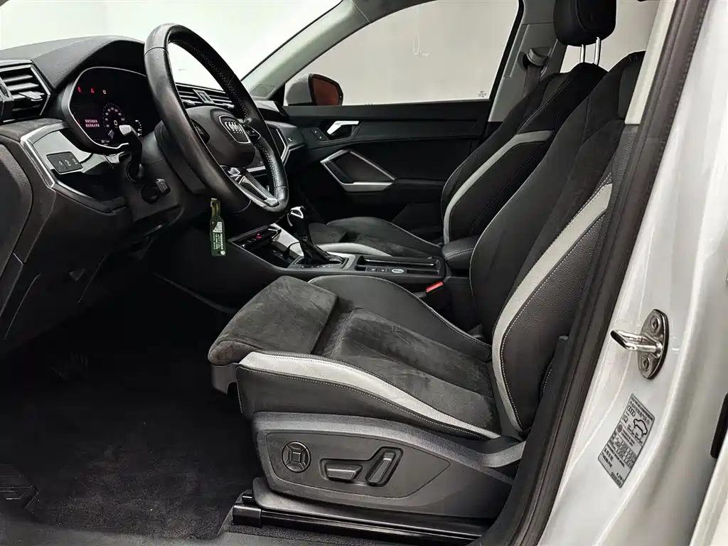 Audi Q3 2021 35 TFSI Progressive Sport фото 20