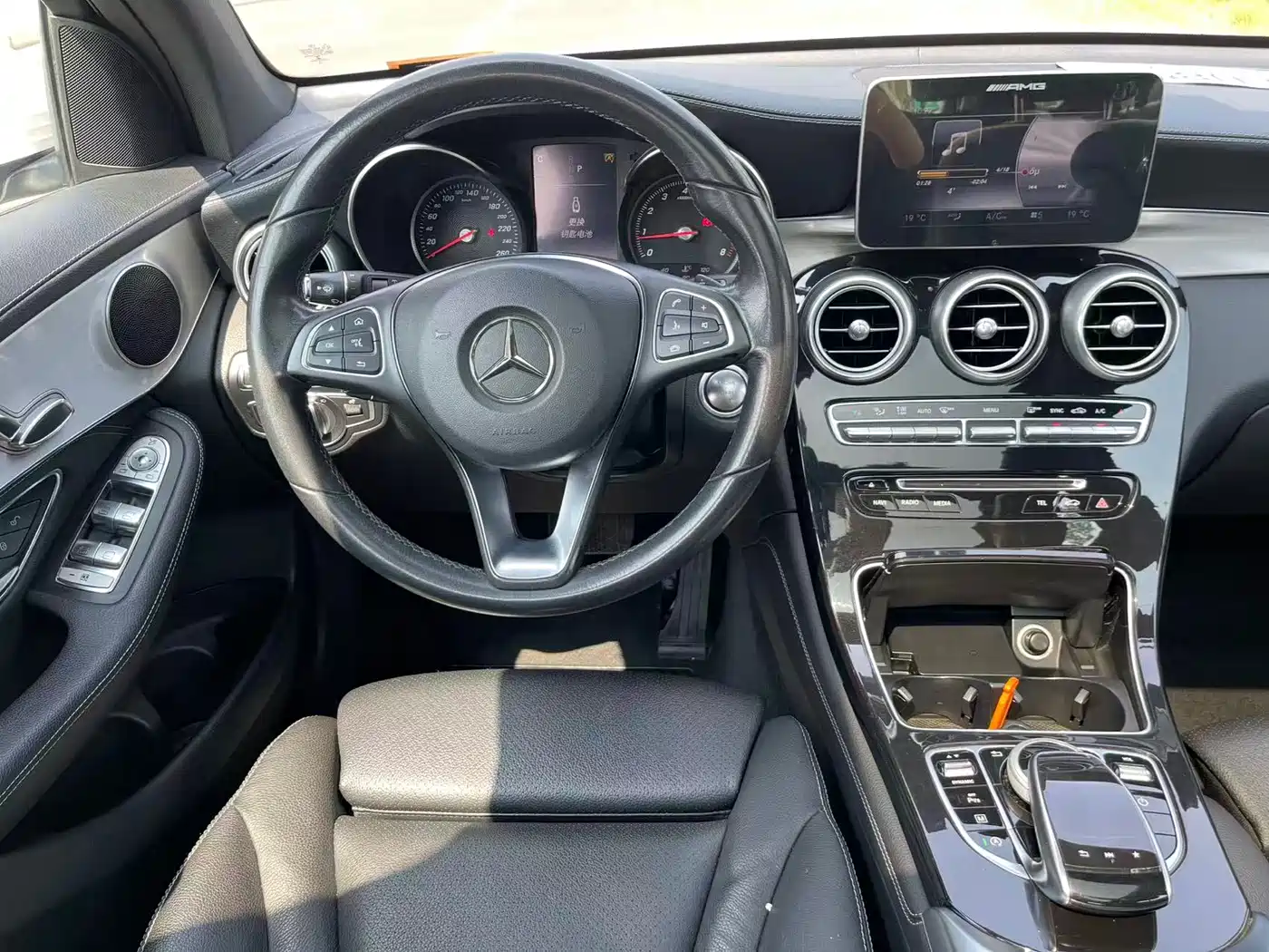 Mercedes-Benz GLC 2017 GLC 200 4MATIC фото 12