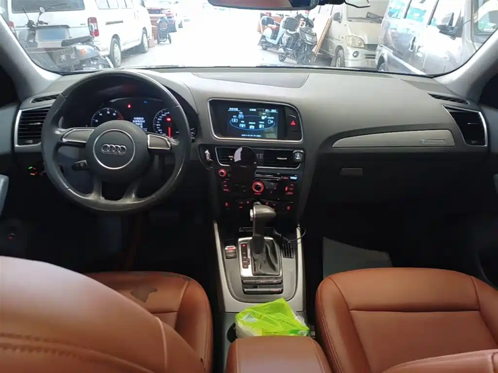 Audi Q5 2016 40 TFSI Progressive Model фото 10