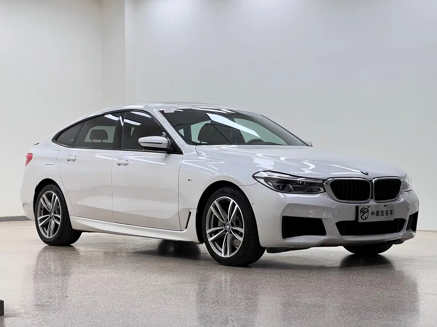 BMW 6 Series GT 2019 630i M Sport Package фото 3