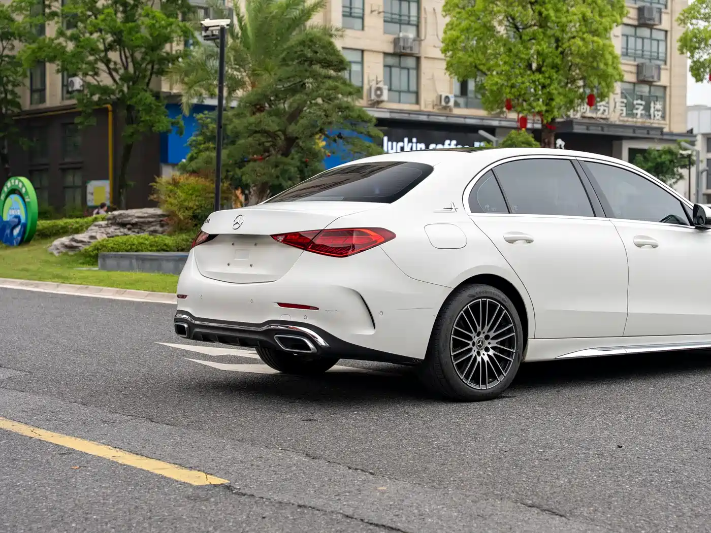 MERCEDES-BENZ C CLASS