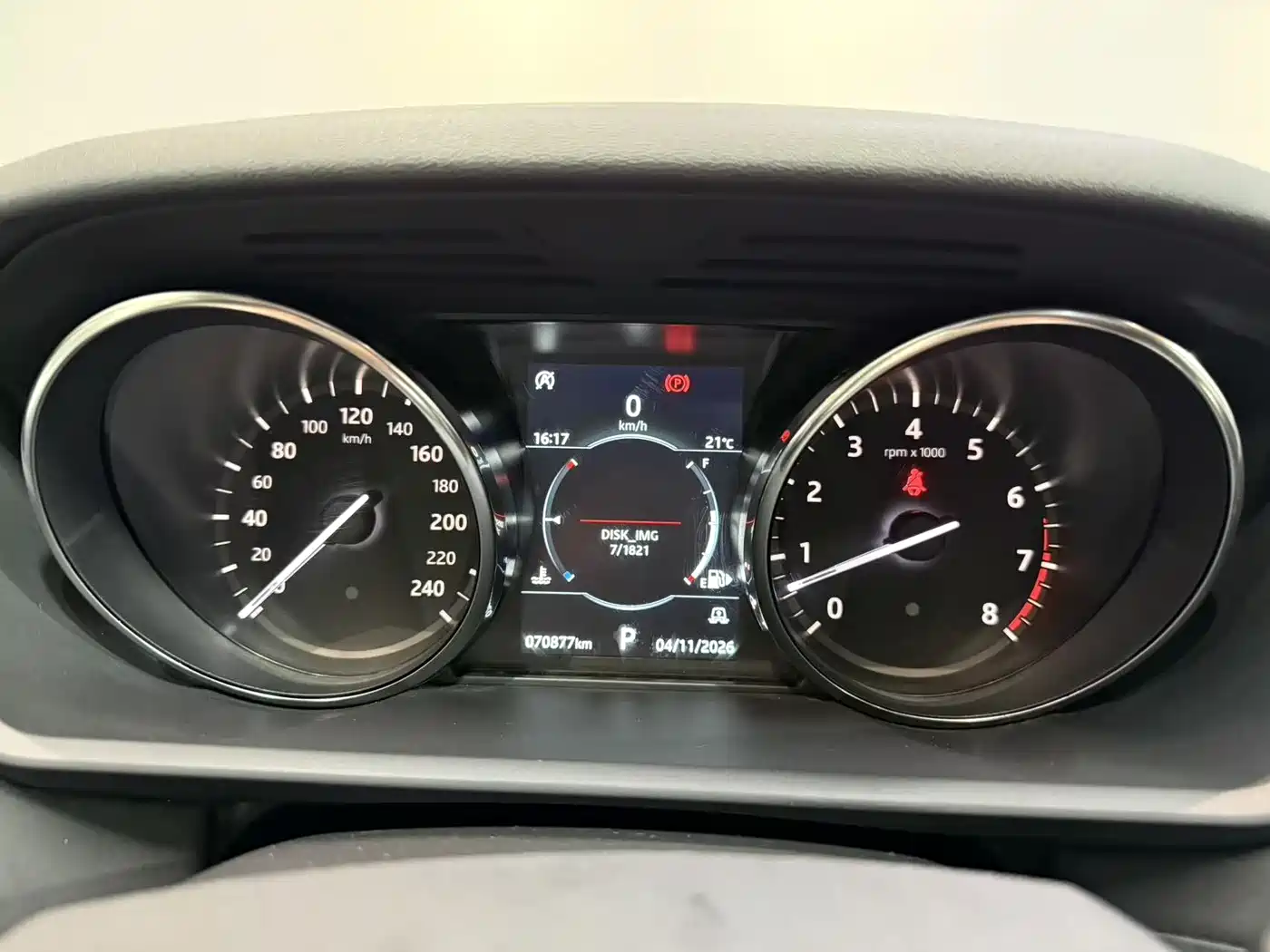 Land Rover Discovery 2019 3.0 SC V6 SE фото 42